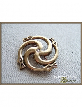 503 Brass brooch with the...