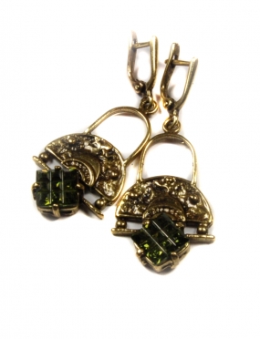 1570 Brass earrings with...