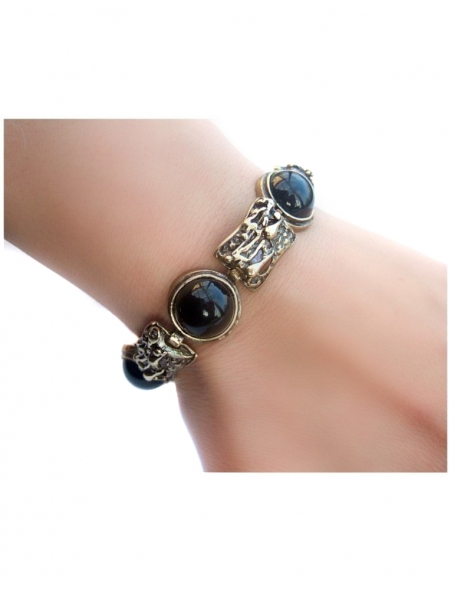 728 Brass bracelet with Onyx