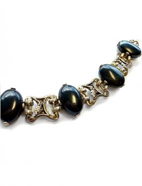 729 Brass bracelet with Onyx