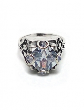 702 Silver ring with Zircon...