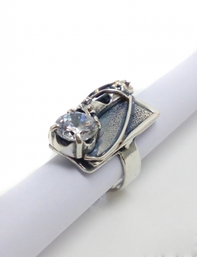 1745 Silver ring with Zircon Ag 925