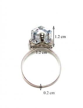 2018 Silver ring with Swarovski Crystal Ag 925