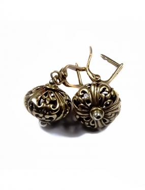 1572 Brass earrings