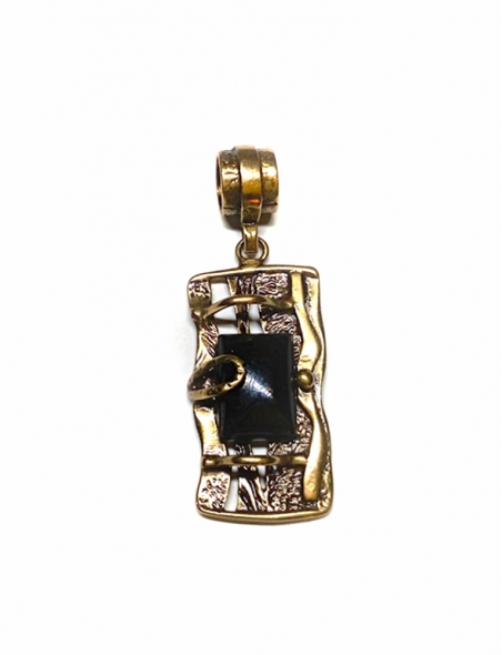 1872 Brass pendant with Onyx