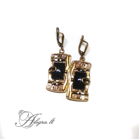 1866 Brass earrings with Onyx