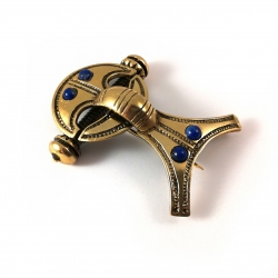 2275 Brass brooch  „Pelėdinė“
