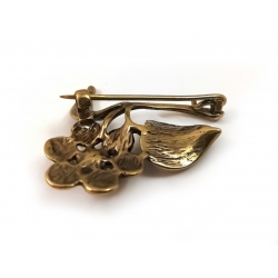 2362 Brass brooche