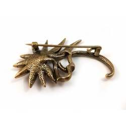 2371 Brass brooche