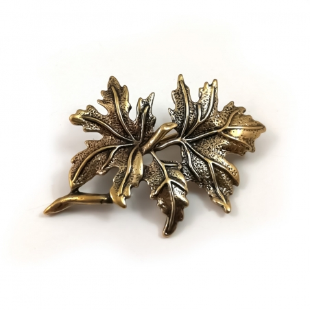 2379 Brass brooche